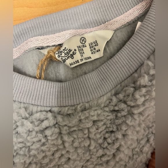 NWT Love To Lounge PJ Set Fuzzy Top with Lounge Pants size M - Picture 5 of 9